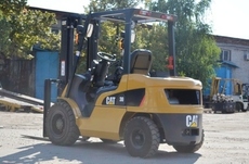 Дизельний навантажувач САТ DP30NT
