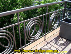 Огородження з н / ж і чорного металу.