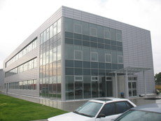 Фасадне скління (касетне) REYNAERS