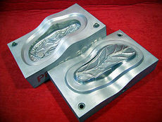 Прес-форми, штампи, прес форми для лиття пластмас