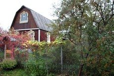 Продаю дачу (6 сот + дерев&#39;яний будинок) в 22 км Київськ