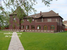 Конча Заспа, котедж з виходом на канал р. Дніпро.