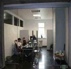 Стеклянные перегородки, витрины, входные группы, двери