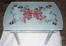 Стеклянная мебель на заказ