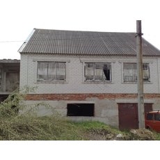 Продам 2-х пов. цегляний будинок у Верхньодніпровську