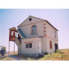 Дача - будинок 2-х поверховий, ділянка 6 сот. в Криму біля м