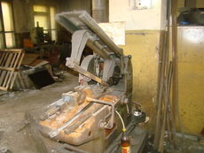 Н-1 відрізний ножівкові верстат `Неріс` м. Каунас