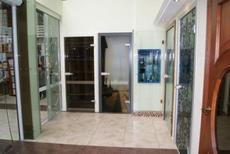 Скляні двері