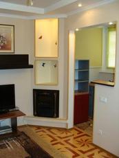 Продам трикімнатну квартиру на Троєщині Лаврухіна, 16