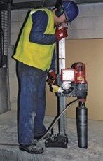 Алмазне свердління отворів в бетоні, різання, буріння залоз