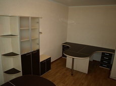 Офісні меблі, шафа, стіл