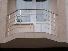 Виготовлення, монтаж виробів з нержавіючої сталі, скла.