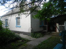 продається будинок