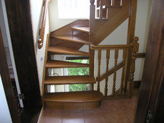 Сходи на замовлення в Харкові