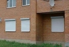 Віконні ролети Київ, дверні ролети Київ, установка ролетів