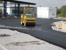 Асфальтіроаніе та благоустрій території