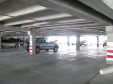 Місце в охоронюваному паркінгу біля м. Піонерська