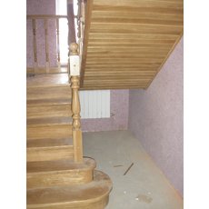 Виробництво сходів з дерева