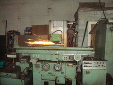 плоскошліфувальний верстат 3е711