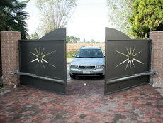 Автоматика для розпашних, відкатних, гаражних воріт