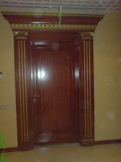 Двері дерев&#39;яні з масиву