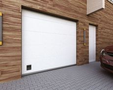 Чи потрібно встановлювати гаражні двері?