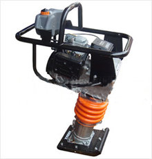 Вибротрамбовка HR 75 Honker (Чехія)