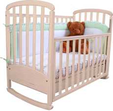 Дитячі ліжечка для новонароджених.