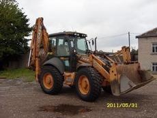 Екскаватор-навантажувач CASE 695 Super R