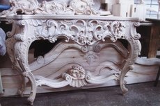 Бригада різьбярів по дереву.