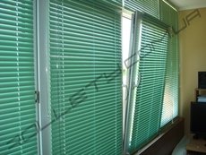 Горизонтальні жалюзі