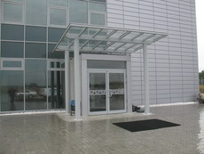 Алюмінієві вхідні групи ALUMIL (Греція)