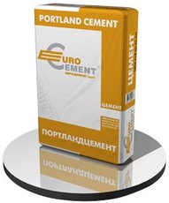 цемент, пісок, щебінь та інші недорогі матеріали.