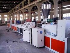 Екструзійні лінії для виробництва профілю