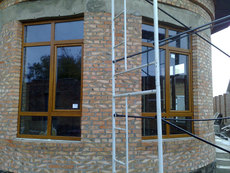 Осіння знижка на вікна та будівельні роботи