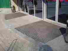 Грязезащитные напольные покрытия