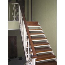 Изготовление и установка лестниц