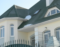 Бронированные двери `Berez` и окна REHAU от производителя.