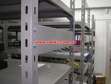 Складський стелаж.