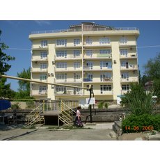 Продается 3-комн. квартира на Мамайке в 150м от моря.
