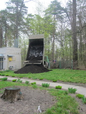 Чорнозем, пісок, шлак, щебінь, відсів