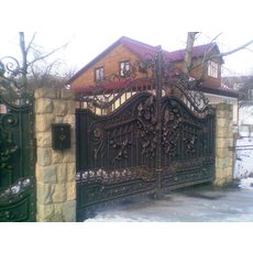 Распашные ворота в Киеве под заказ, Гаражные ворота, Въездны