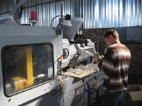 Виробництво виробів із пластмас методом лиття під тиск