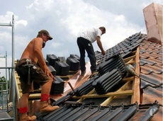 Бригада виконає комплексний ремонт квартир.