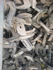 Опалубка і тринога