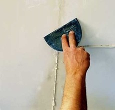 Шпаклівка стін.