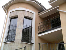 Грати для вашого котеджа