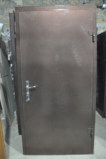 Двері вхідні металеві, сталеві двері Харків. Доставк