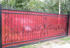 Ворота, рольставні, хвіртки.