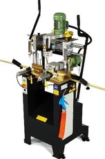 Продам механічний трехшпіндельний копіювально-фрезерний з